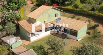 CI 537-Chácara escriturada de 10.000 m² à venda em Campos dos Gentios – estrutura completa e excelente localização